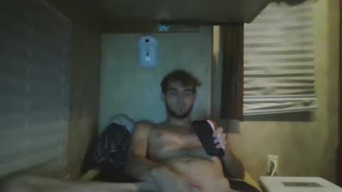 Snapshot of livetyy chatting on 09-12-25, 09:09 livetyy online show from 09-12-25, 09:09