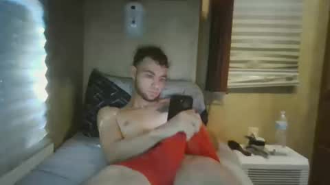 Snapshot of livetyy chatting on 10-14-25, 04:08 livetyy online show from 10-14-25, 04:08