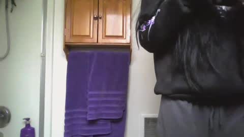 Liv Mirage online show from 01-07-25, 06:14