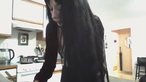 Liv Mirage online show from 01-18-25, 02:36