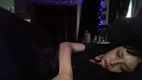 Liv Mirage online show from 01-19-25, 04:36