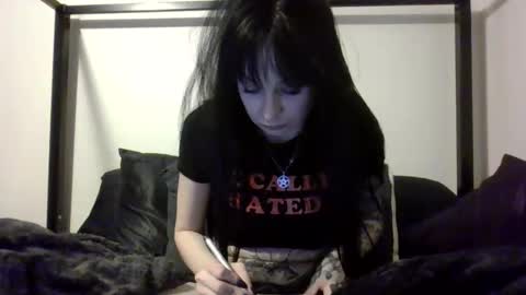 Liv Mirage online show from 04-29-26, 03:21