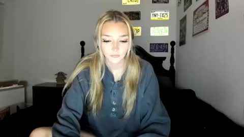 Livvy online show from 03-31-26, 05:08