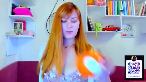 liya_gorgeous online show from 11-19-25, 06:02