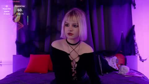 LIA online show from 09-28-25, 01:38