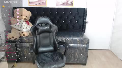 Liz online show from 03-01-25, 09:29