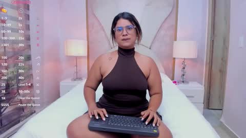 Snapshot of liz_ariza4u chatting on 03-21-26, 03:00 online show from 03-21-26, 03:00