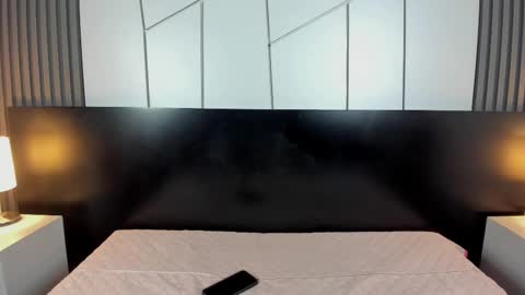 Liz  online show from 02-24-25, 12:37