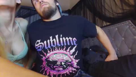 Snapshot of liz_jay chatting on 10-18-25, 02:18 Jay-Liz online show from 10-18-25, 02:18