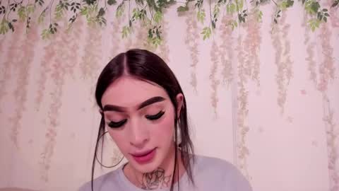 Snapshot of liz_lunaa chatting on 03-25-26, 10:16 Liz Luna online show from 03-25-26, 10:16