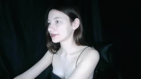 Snapshot of liza__kitty chatting on 09-17-25, 08:05 Liza  Kitty online show from 09-17-25, 08:05