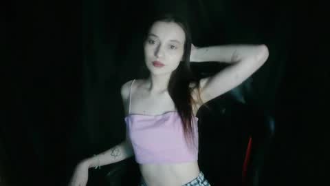 Snapshot of liza__kitty chatting on 03-31-26, 04:18 Liza Kitty online show from 03-31-26, 04:18
