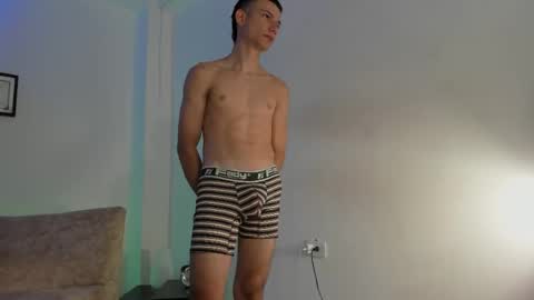 Snapshot of liza_starts chatting on 09-28-25, 06:46 liza_starts online show from 09-28-25, 06:46