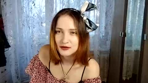 Snapshot of liza_wonder chatting on 12-17-25, 10:54 Liza wonder online show from 12-17-25, 10:54