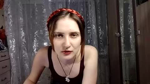Snapshot of liza_wonder chatting on 12-18-25, 12:00 Liza wonder online show from 12-18-25, 12:00