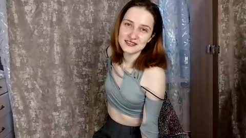 Snapshot of liza_wonder chatting on 12-22-25, 10:34 Liza wonder online show from 12-22-25, 10:34