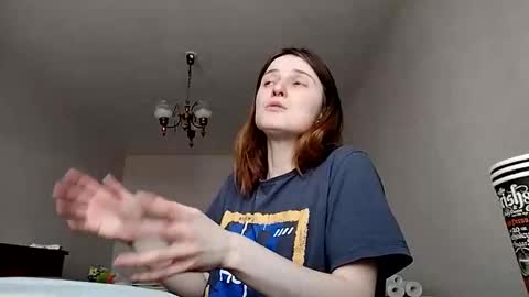 Snapshot of liza_wonder chatting on 03-28-26, 02:00 Liza wonder online show from 03-28-26, 02:00