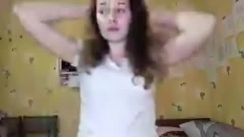 Molly online show from 04-27-26, 04:16