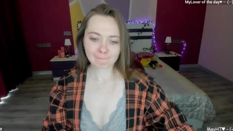 Girl next door online show from 05-01-26, 11:37