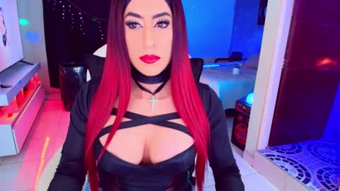 Snapshot of lizagothdoll chatting on 12-24-24, 08:44 Liza Goth online show from 12-24-24, 08:44