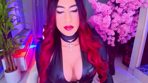 Snapshot of lizagothdoll chatting on 02-13-26, 07:26 Liza Goth online show from 02-13-26, 07:26
