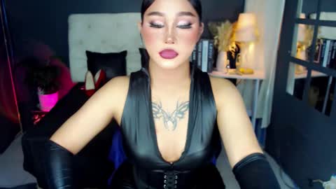 Liza online show from 12-22-24, 07:21