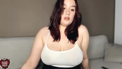 Snapshot of lizamartina chatting on 02-25-26, 01:54 lizamartina online show from 02-25-26, 01:54