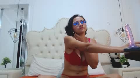 lizANDjuan online show from 01-06-25, 09:32