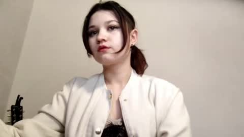 lizaplay online show from 04-24-26, 04:42