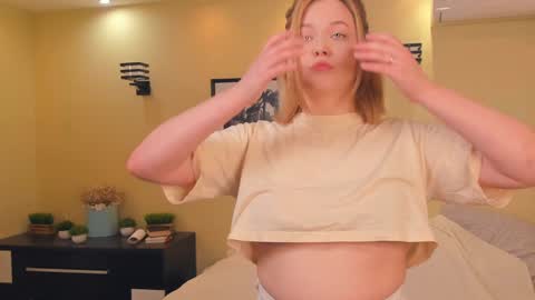 Snapshot of lizbethhaith chatting on 01-24-25, 08:11 Lizbeth or Lizzy online show from 01-24-25, 08:11
