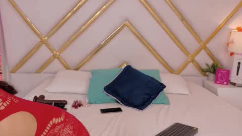 Snapshot of lizettekitty chatting on 03-16-26, 01:22 Lizette Kitty online show from 03-16-26, 01:22