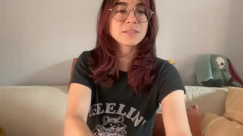 Snapshot of lizmreow chatting on 07-07-26, 08:13 Liselle online show from 07-07-26, 08:13