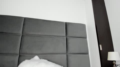 Snapshot of lizz_luna chatting on 10-11-25, 03:32 lizz_luna online show from 10-11-25, 03:32