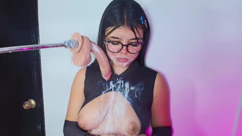 Lizz  online show from 02-17-25, 06:15