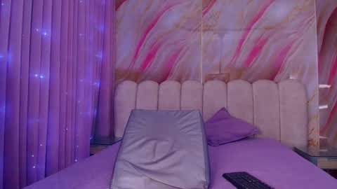 Snapshot of lizza_ferreti chatting on 04-23-26, 11:53 Lizza online show from 04-23-26, 11:53