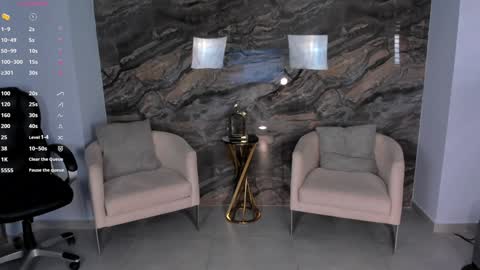 Lizzi  online show from 01-25-25, 06:01