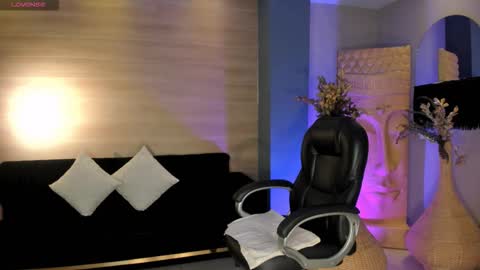 Lizzi  online show from 09-22-25, 07:16