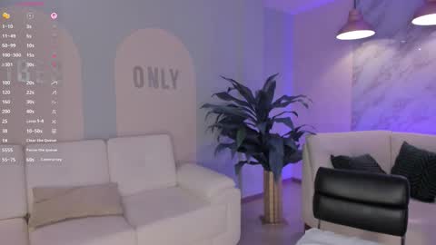 Lizzi  online show from 03-24-26, 08:25