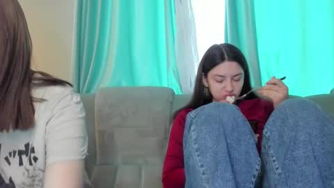 lizzi_muur online show from 01-30-25, 11:01