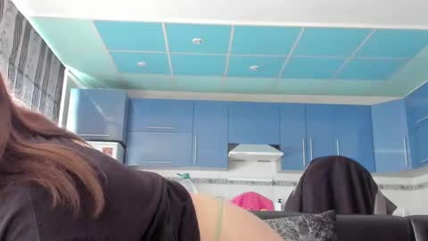 lizzi_muur online show from 02-08-25, 10:29