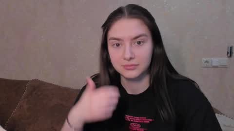 lizzi_muur online show from 02-02-26, 06:56