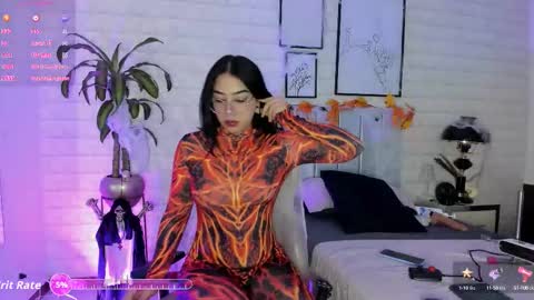  Lizzie  online show from 10-10-25, 12:04