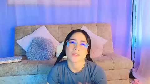 lizzy_kane online show from 06-18-26, 08:35