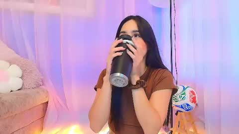 lizzy_kane online show from 06-19-26, 08:23