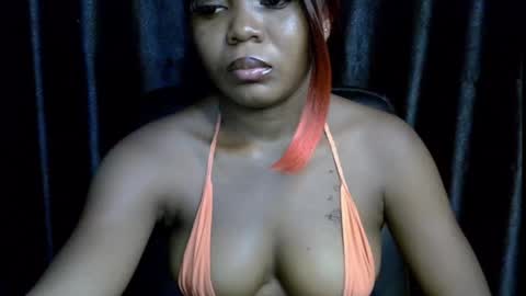 Snapshot of lizzy_petite chatting on 09-09-25, 07:41 lizzy online show from 09-09-25, 07:41