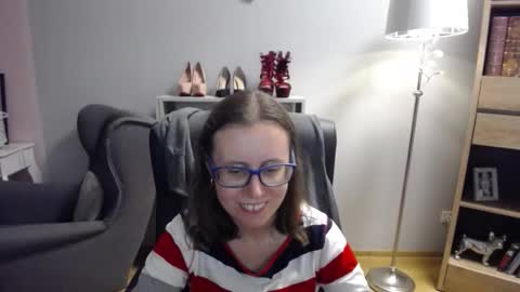 Lizzy online show from 10-10-25, 04:55