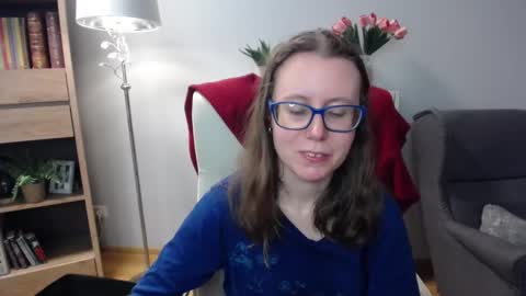 Snapshot of lizzy_sparkle chatting on 02-23-26, 05:38 Lizzy online show from 02-23-26, 05:38