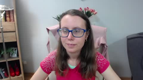 Lizzy online show from 05-04-26, 06:20