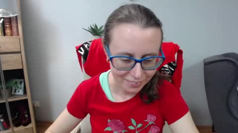 Lizzy online show from 05-05-26, 06:21