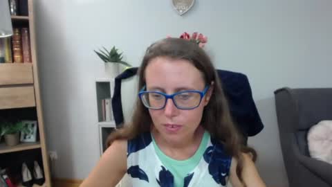 Lizzy online show from 06-29-26, 04:30